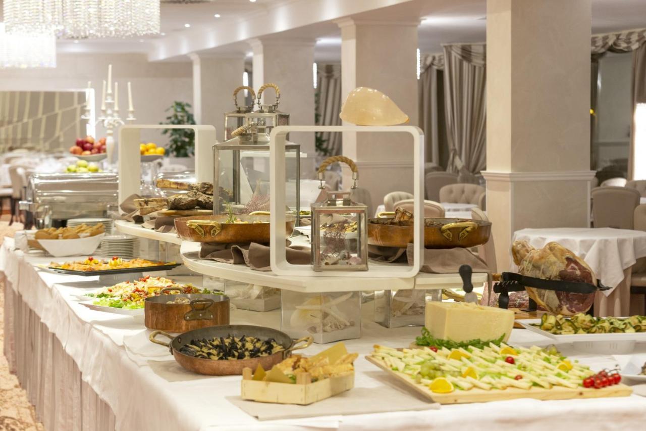 רימיני Hotel Sporting מראה חיצוני תמונה
