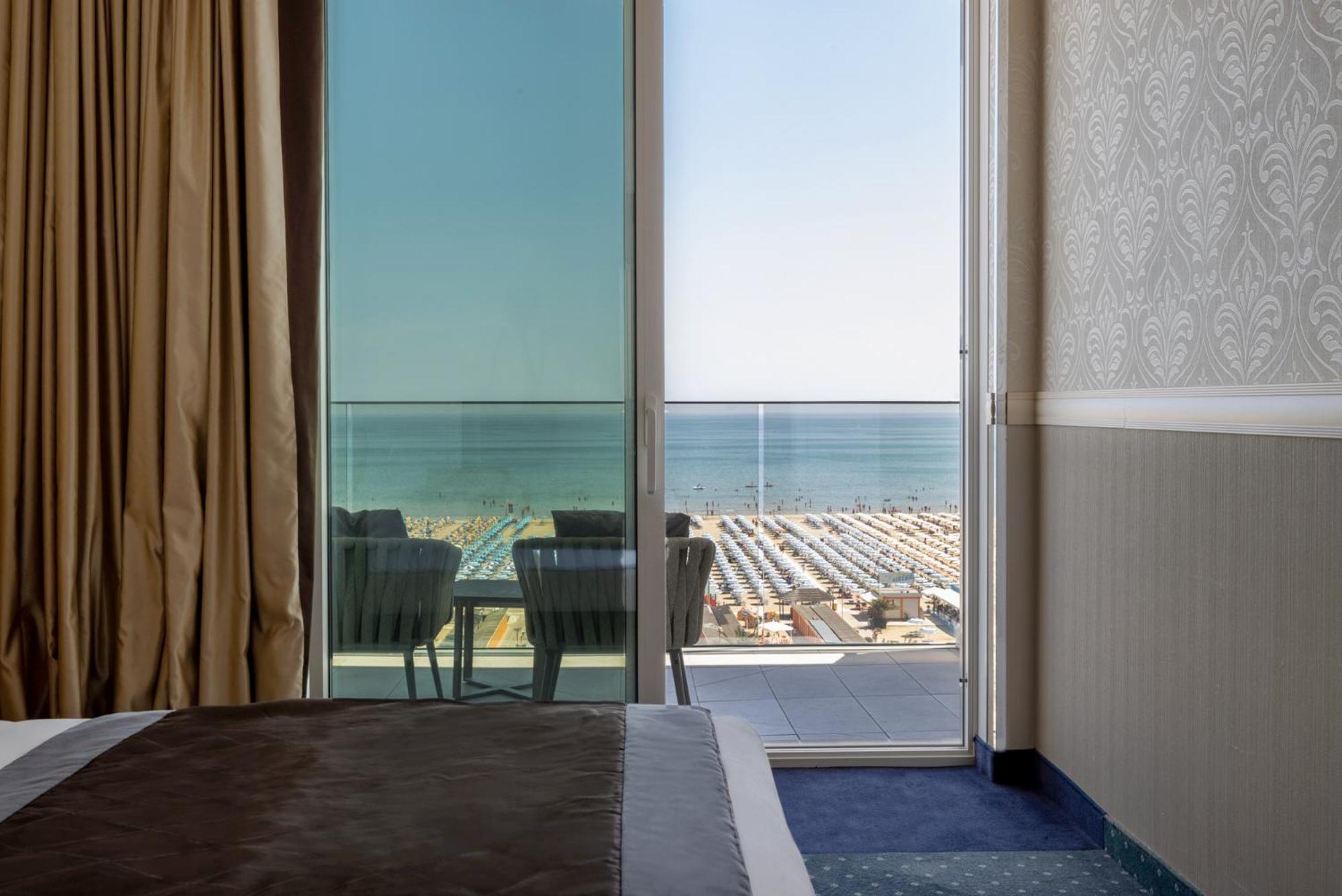 רימיני Hotel Sporting מראה חיצוני תמונה
