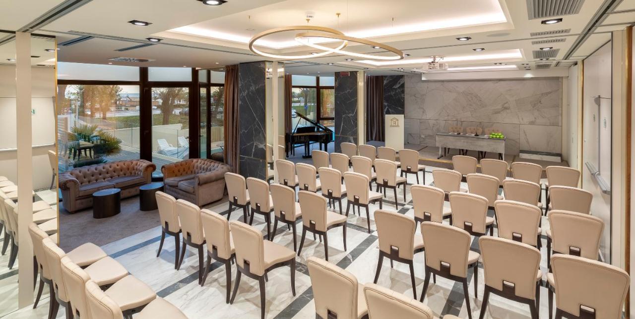 רימיני Hotel Sporting מראה חיצוני תמונה